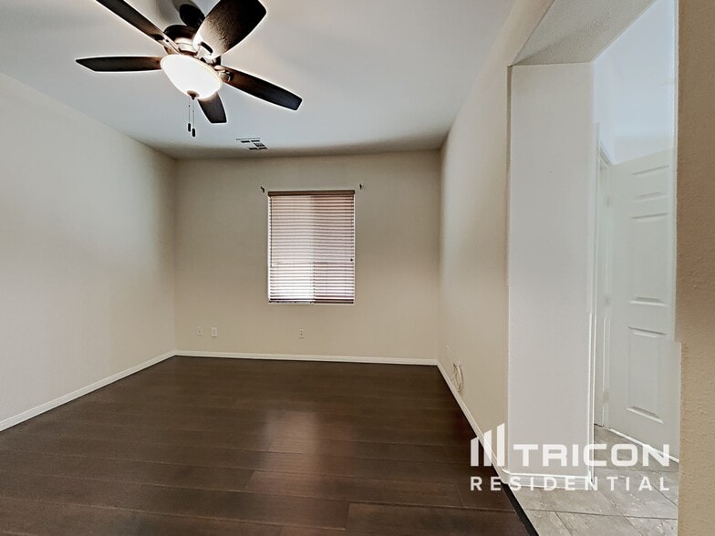 Building Photo - 9256 W Sunny Oven Ct