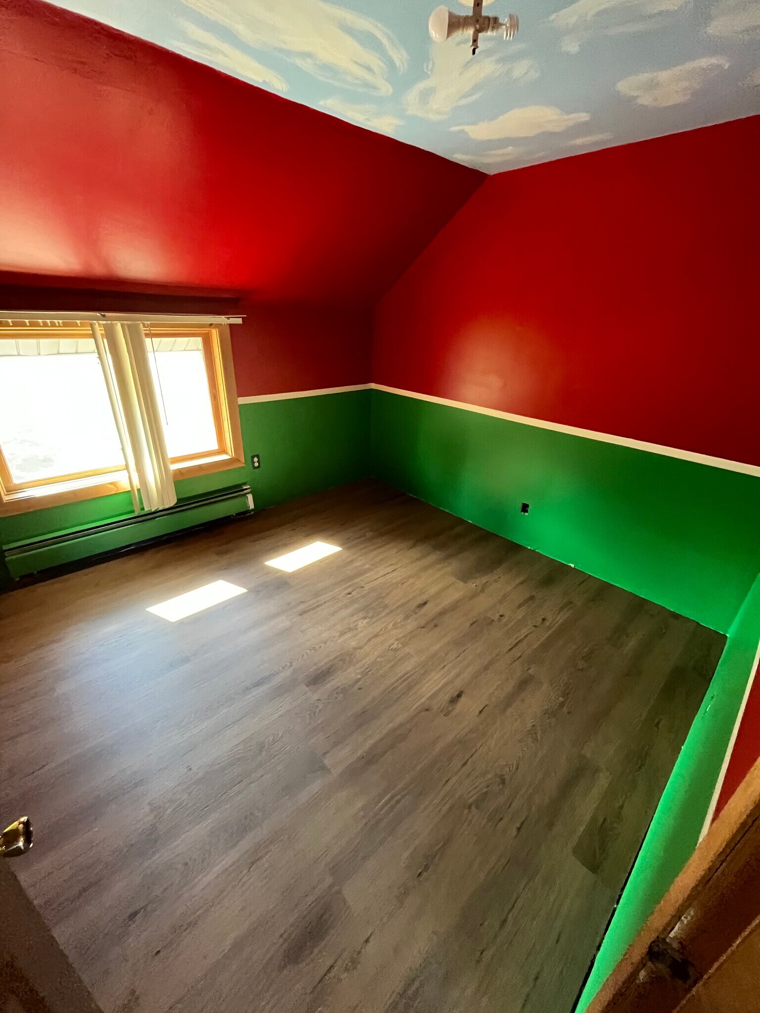 Building Photo - 206 W Main St