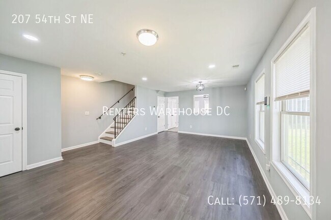 Building Photo - 207 54th St NE