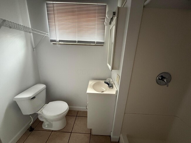 Building Photo - 1360 S High St