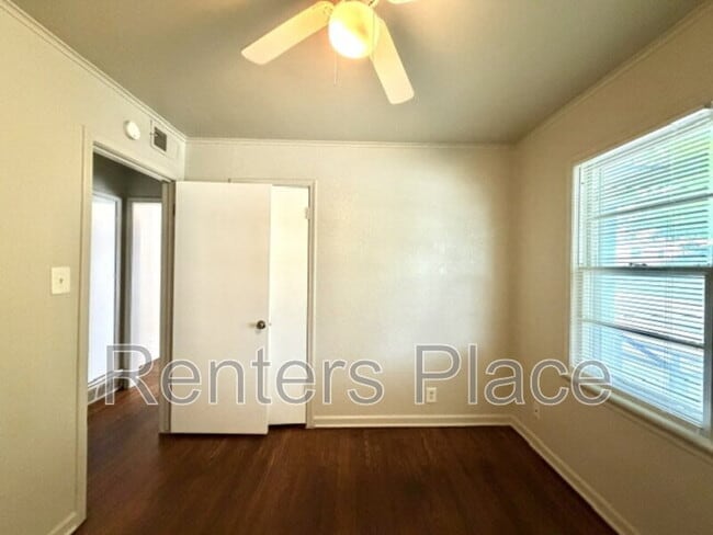 Building Photo - 6714 E Jasper St