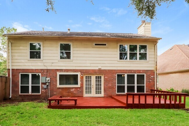 Building Photo - 2806 Sunshine Cir