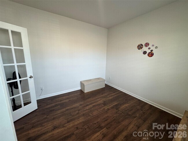 Building Photo - 10749 Adair Wds Dr