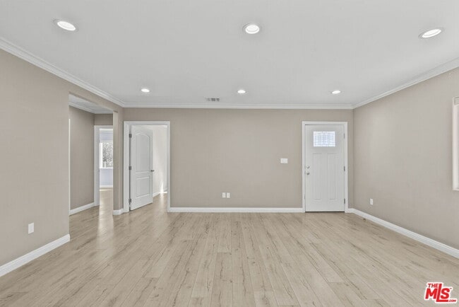 Building Photo - 6717 Cedros Ave