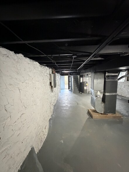 Building Photo - 103 N Francis St