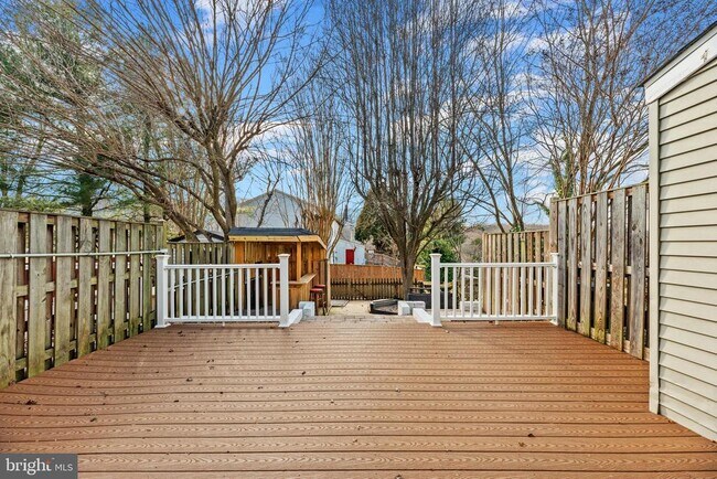 Building Photo - 1592 Lodge Pole Ct