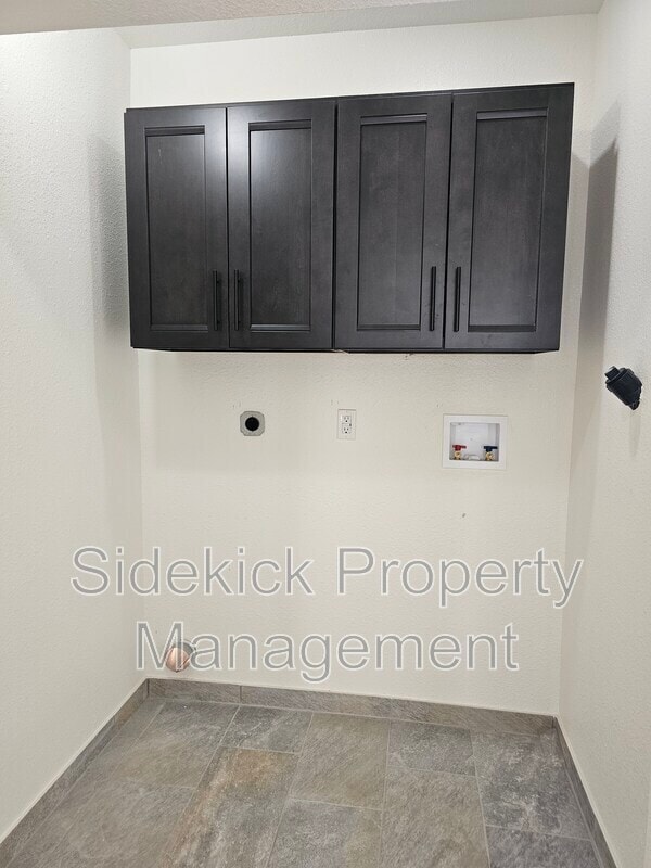 Building Photo - 1155 S Townsend Ave