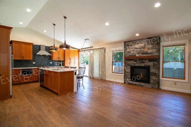 Building Photo - Beautiful 4-Bedroom Home in Southeast Fort Collins!
