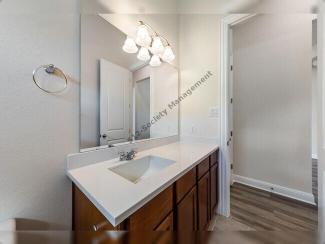 Building Photo - 320 Coral Gate Trail