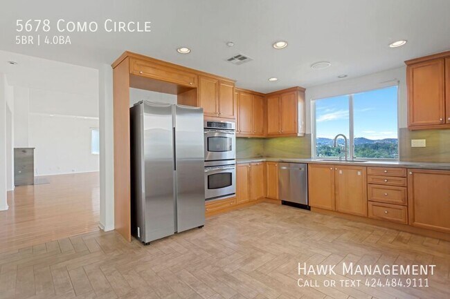 Building Photo - 5678 Como Cir