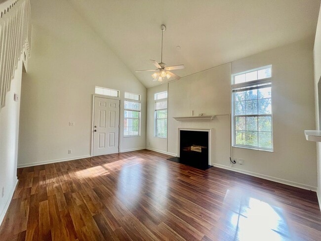 Building Photo - Beautiful 3-Bedroom Home in Prime Goodlettsville Location!