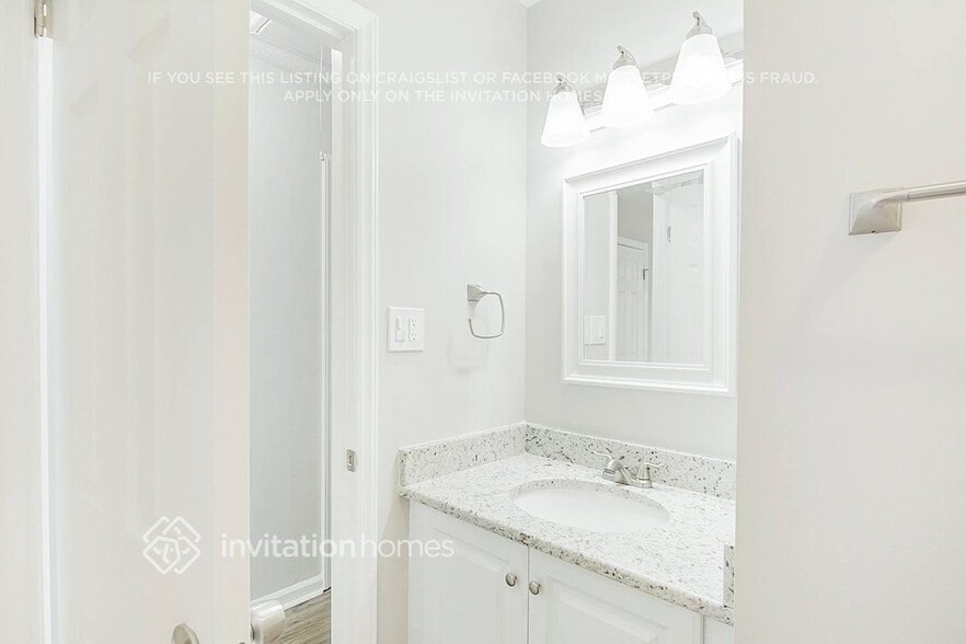 Building Photo - 4616 Castlebar Dr