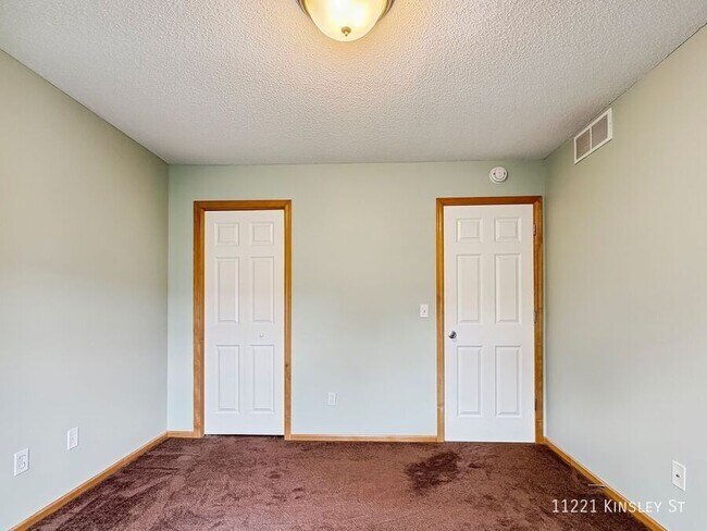 Building Photo - 11221 Kinsley St