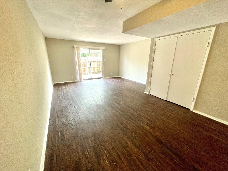 Building Photo - 3813 Coates Cir