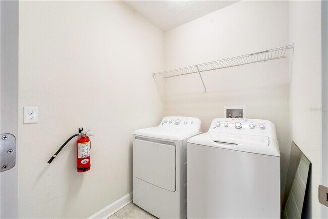 Building Photo - 659 Ocean Course Ave