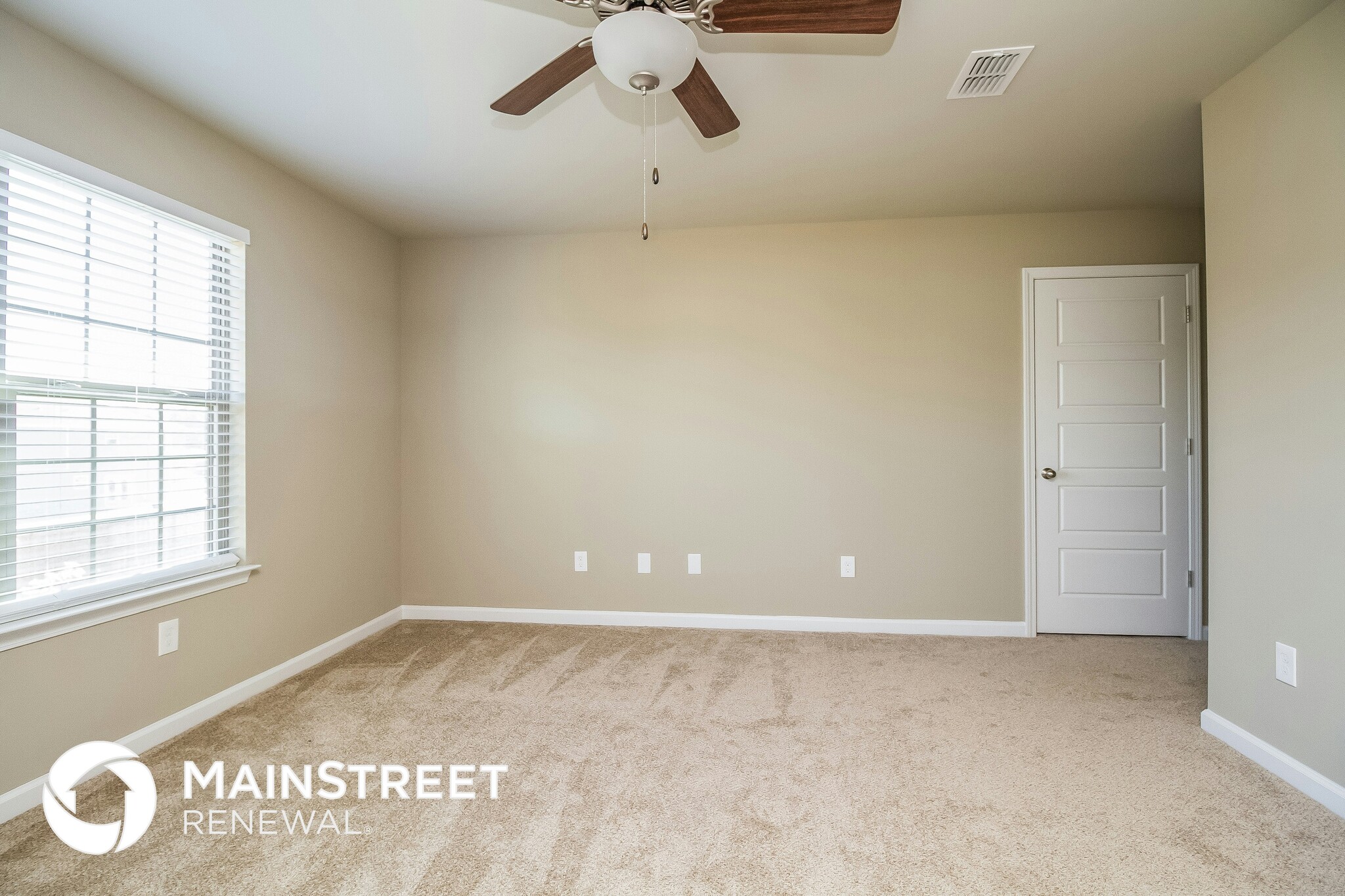 Building Photo - 724 Hollandale Rd