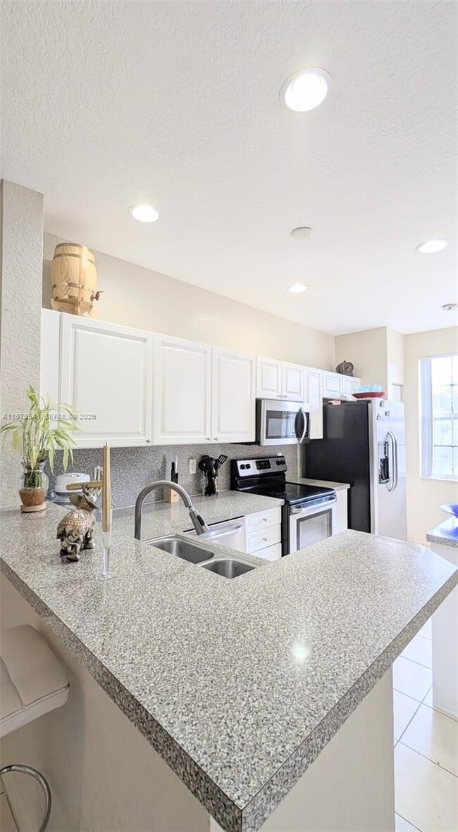 Building Photo - 3930 NW 91st Terrace