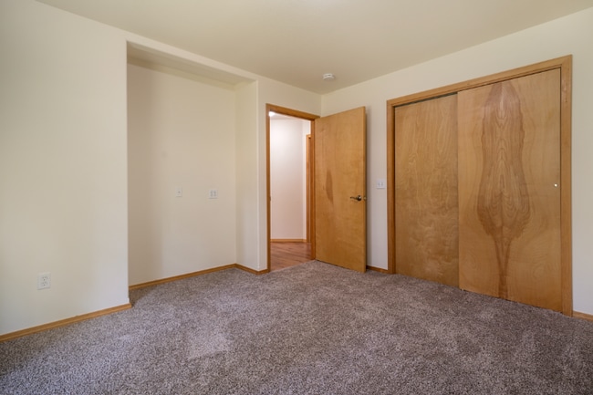 Building Photo - 108 Timberlake Dr