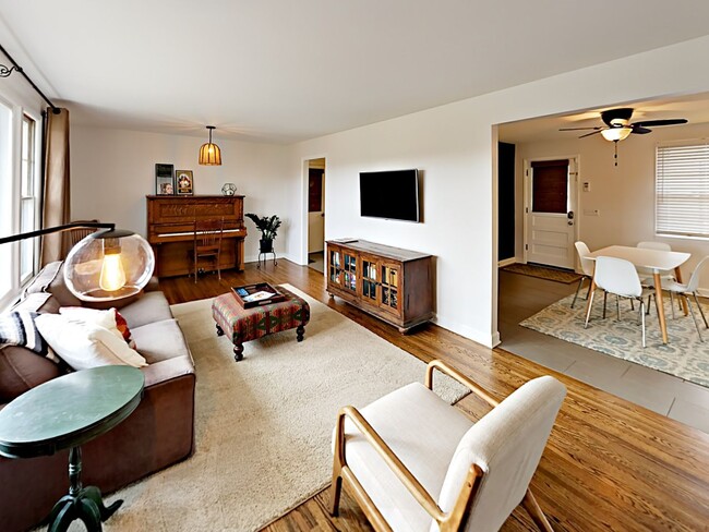 Building Photo - Beautiful East Nashville Renovated 3 Bed 1 Bath Home!