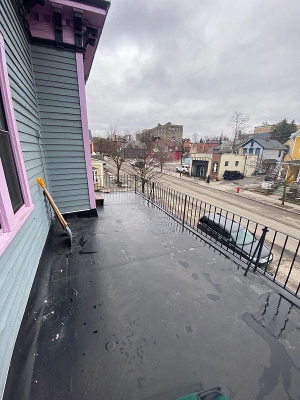 Building Photo - 140 Elmwood Ave