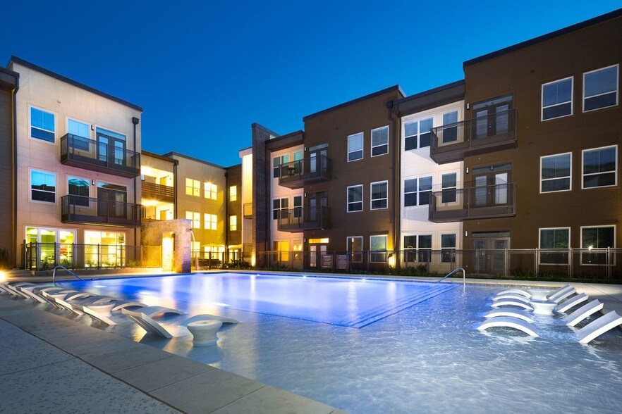 The Gentry on M Streets 3736 Glencoe St Dallas TX 75206 Apartment