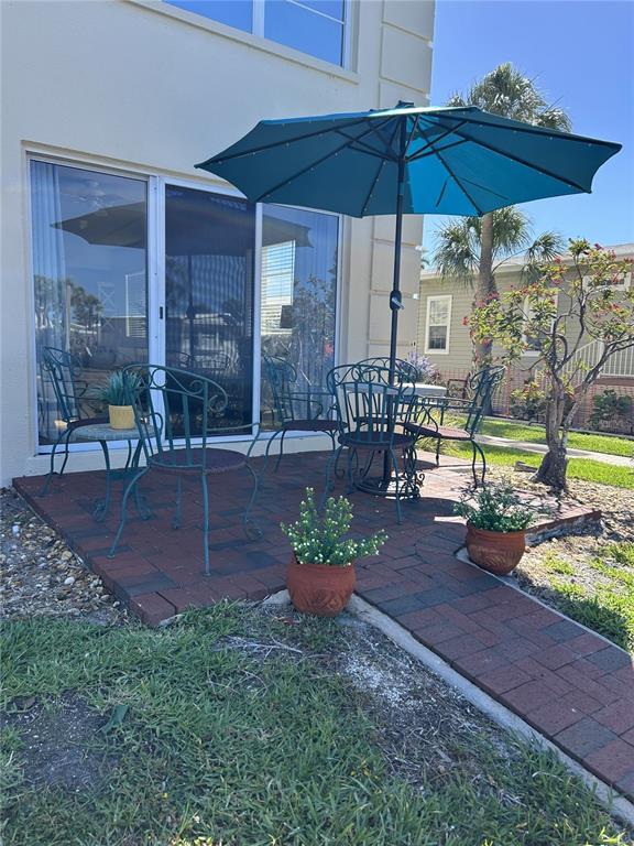 Building Photo - 3808 Gulf of Mexico Dr