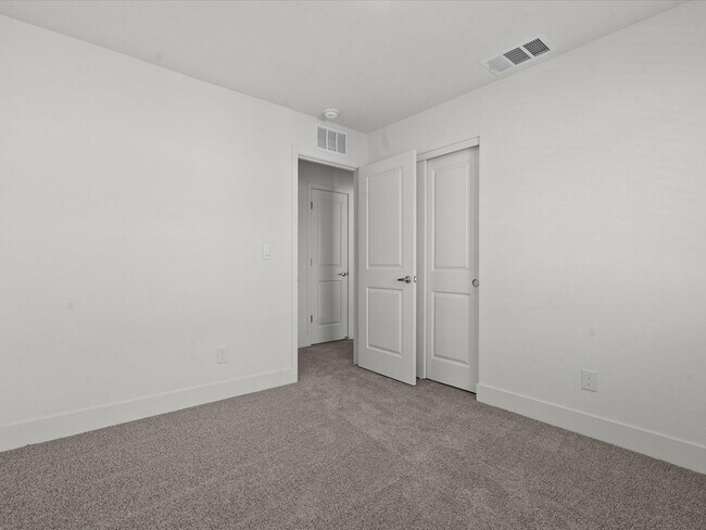 Building Photo - The Birch - - 3 Bedroom, 2.5 Bath single f...