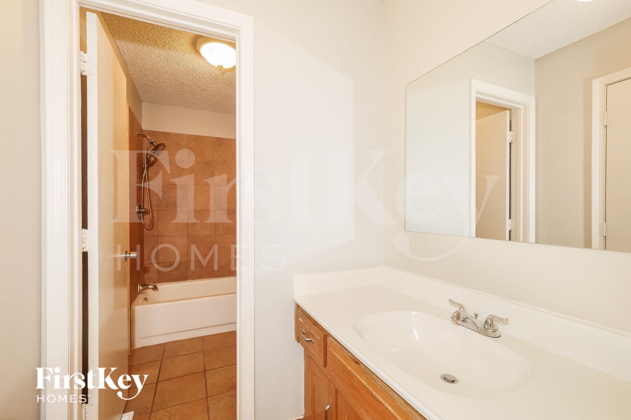 Building Photo - 7308 E 122 Terrace