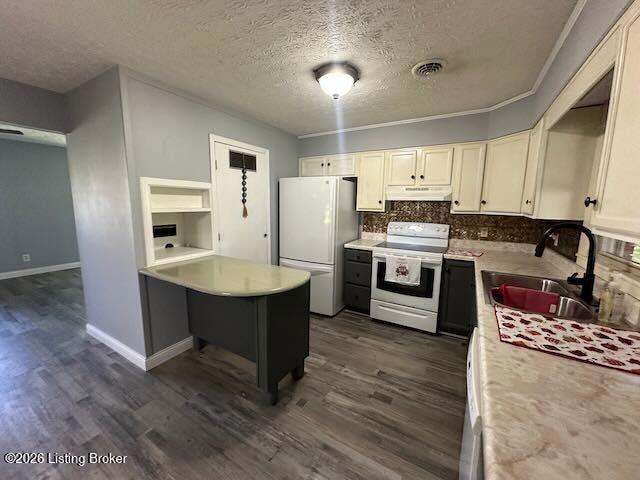 Building Photo - 401 Embry Villa Dr
