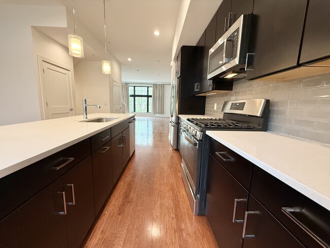 Building Photo - 4589 Riverside Way