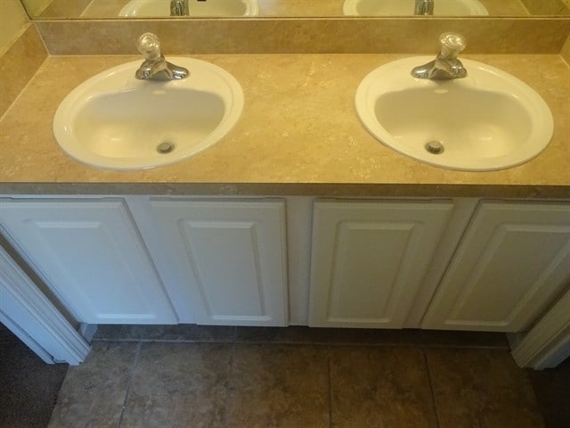 Building Photo - 14114 Summer Breeze Dr