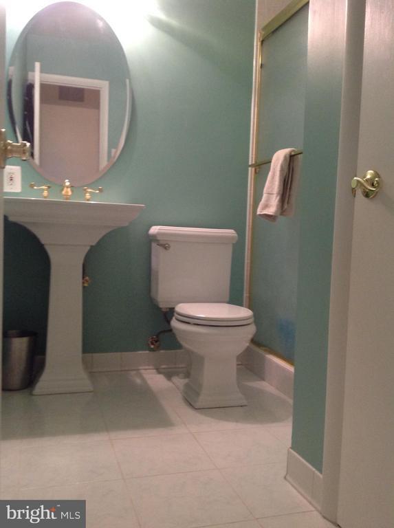 Building Photo - 3412 Ramsgate Terrace