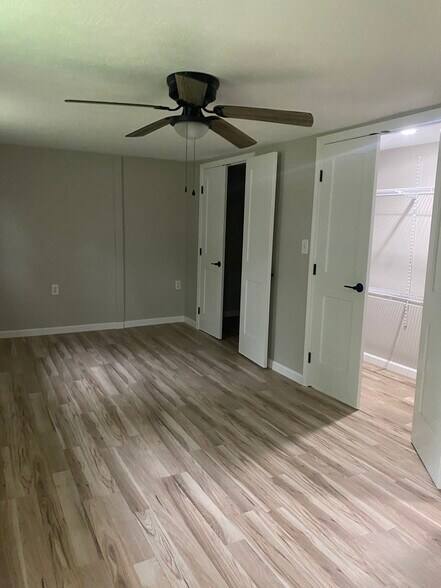 Building Photo - 403 Palomino Ct