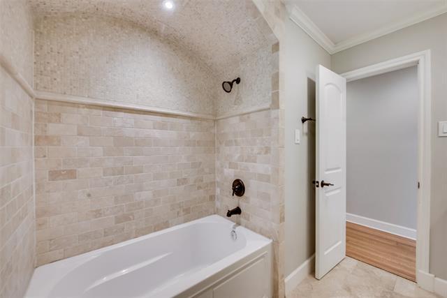 Building Photo - 4167 Lomita Ln