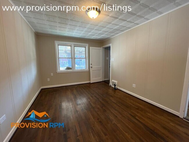 Building Photo - 928 Victory Ave