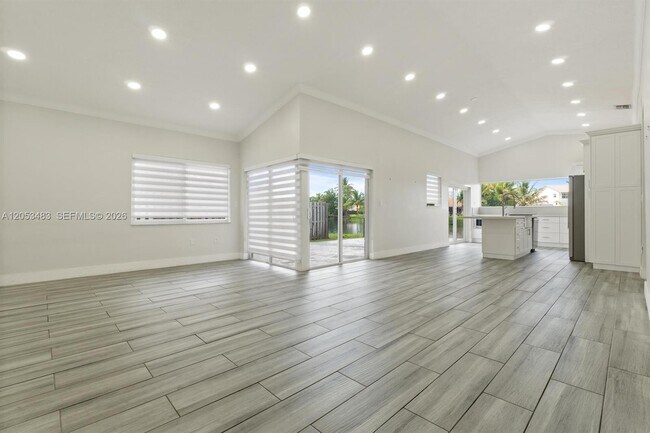 Building Photo - 15037 Brighton Ln
