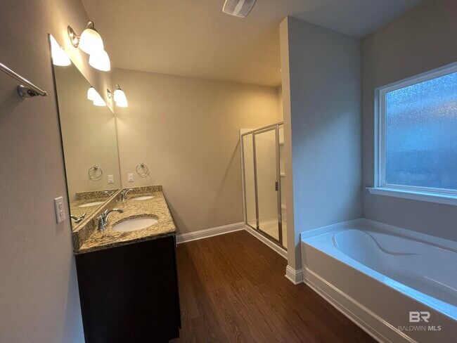 Building Photo - 7824 Barrington Ln