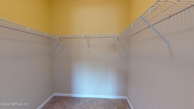 Building Photo - 10550 Baymeadows Rd