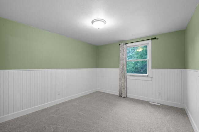 Building Photo - 2226 S Beeler Way