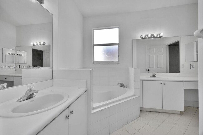 Building Photo - 12864 SW 133rd Terrace