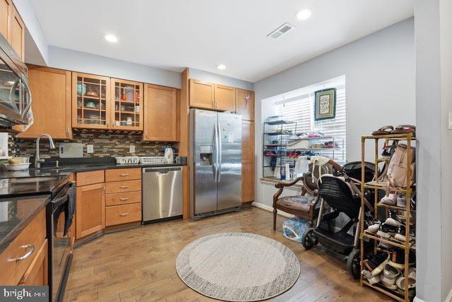 Building Photo - 87 Sudbury Square