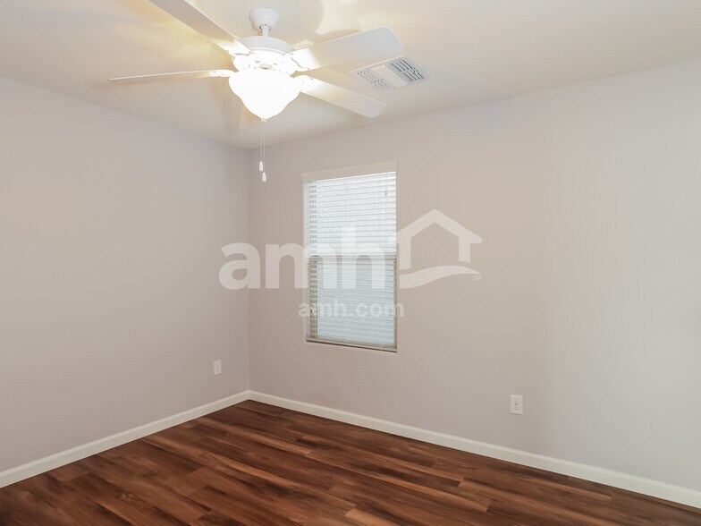 Building Photo - 20709 W Stone Hill Rd