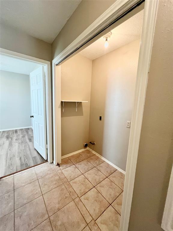 Building Photo - 16307 Ginger Run Way