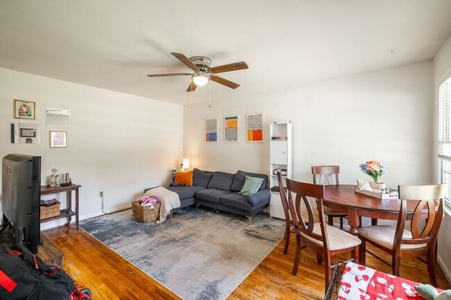 Building Photo - 2019 S Lumpkin St