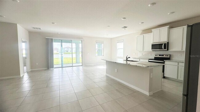 Building Photo - 17915 Cantarina Cove