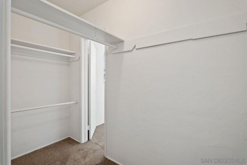 Building Photo - 5304 Monroe Ave