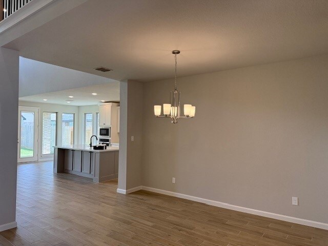 Building Photo - 10918 Spring Wind Dr