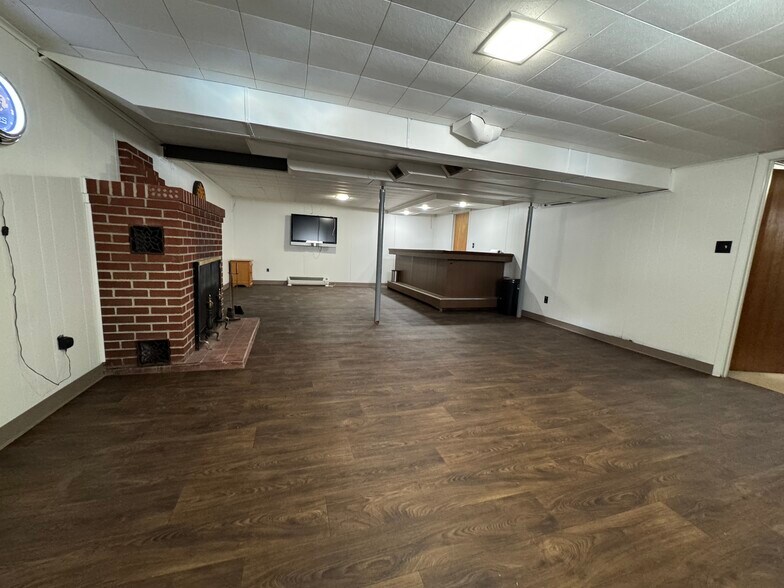 lockable basement storage area for an additional $150 per month - 249 Dunlop Ave