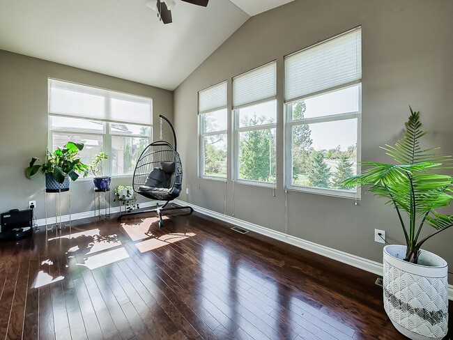 Building Photo - AVAILABLE NOW! Stunning South Lyon Home wi...