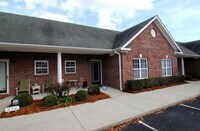 Building Photo - Independence South one level brick patio h...